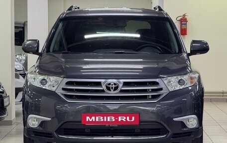 Toyota Highlander III, 2013 год, 2 150 000 рублей, 10 фотография