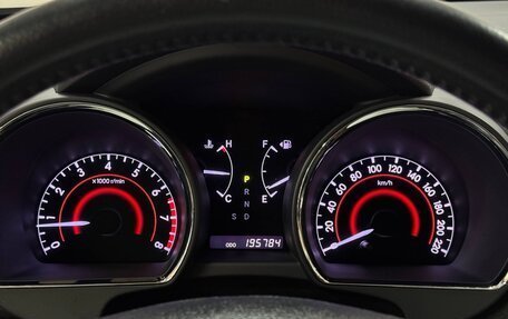 Toyota Highlander III, 2013 год, 2 150 000 рублей, 23 фотография