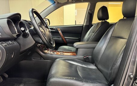 Toyota Highlander III, 2013 год, 2 150 000 рублей, 28 фотография