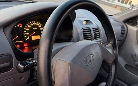 Hyundai Accent II, 2008 год, 450 000 рублей, 3 фотография