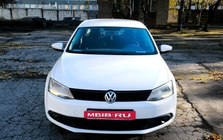Volkswagen Jetta VI, 2014 год, 1 100 000 рублей, 3 фотография