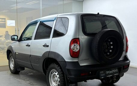 Chevrolet Niva I рестайлинг, 2018 год, 680 000 рублей, 8 фотография