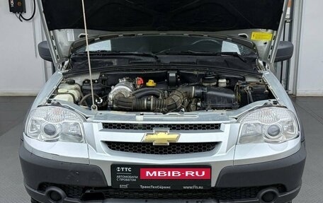 Chevrolet Niva I рестайлинг, 2018 год, 680 000 рублей, 11 фотография