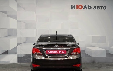 Hyundai Solaris II рестайлинг, 2015 год, 990 000 рублей, 6 фотография