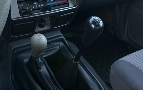 Nissan NP300, 2013 год, 1 490 000 рублей, 19 фотография