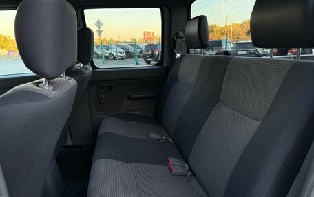 Nissan NP300, 2013 год, 1 490 000 рублей, 15 фотография