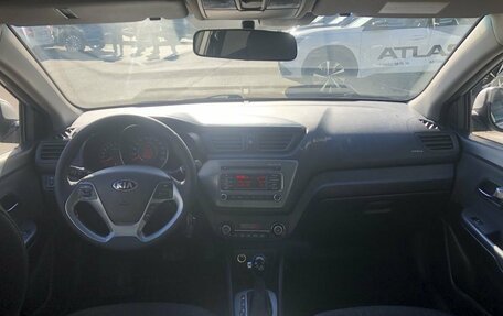 KIA Rio III рестайлинг, 2015 год, 1 050 000 рублей, 10 фотография