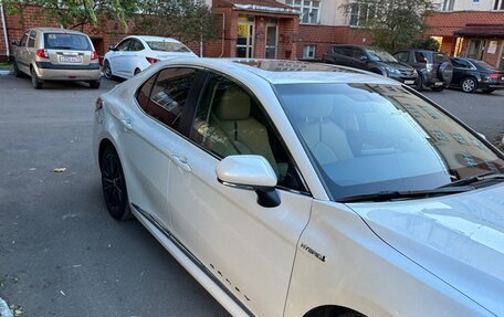 Toyota Camry, 2022 год, 2 950 000 рублей, 3 фотография