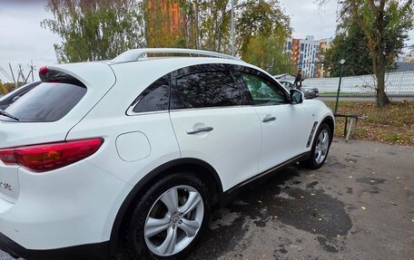 Infiniti FX II, 2010 год, 1 550 000 рублей, 9 фотография