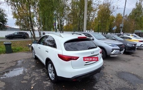 Infiniti FX II, 2010 год, 1 550 000 рублей, 6 фотография