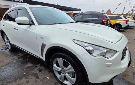 Infiniti FX II, 2010 год, 1 550 000 рублей, 11 фотография