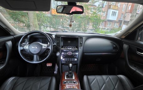 Infiniti FX II, 2010 год, 1 550 000 рублей, 19 фотография