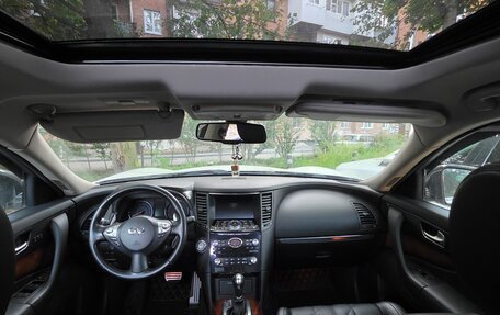 Infiniti FX II, 2010 год, 1 550 000 рублей, 18 фотография