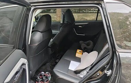 Toyota RAV4, 2024 год, 4 023 297 рублей, 9 фотография