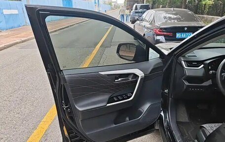 Toyota RAV4, 2024 год, 4 023 297 рублей, 10 фотография