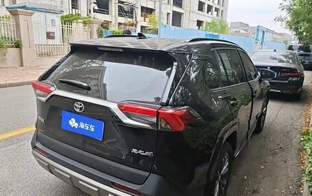 Toyota RAV4, 2024 год, 4 023 297 рублей, 3 фотография