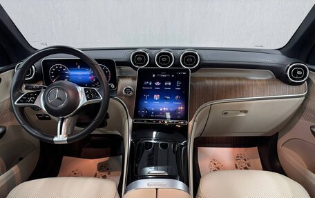 Mercedes-Benz GLC, 2024 год, 6 180 000 рублей, 11 фотография
