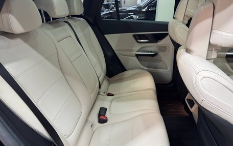 Mercedes-Benz GLC, 2024 год, 6 180 000 рублей, 34 фотография