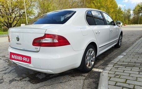 Skoda Superb III рестайлинг, 2012 год, 750 000 рублей, 11 фотография