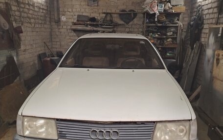 Audi 100, 1984 год, 70 000 рублей, 1 фотография