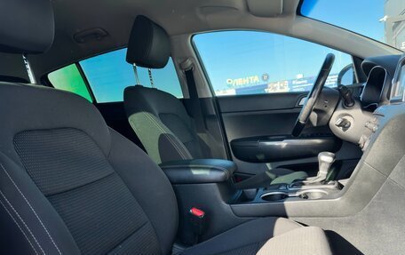 KIA Sportage IV рестайлинг, 2018 год, 2 070 000 рублей, 7 фотография