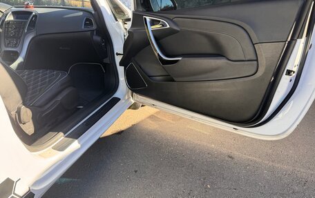 Opel Astra J, 2014 год, 730 000 рублей, 18 фотография
