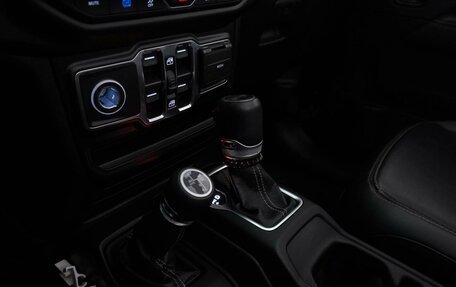 Jeep Wrangler, 2021 год, 4 199 077 рублей, 17 фотография