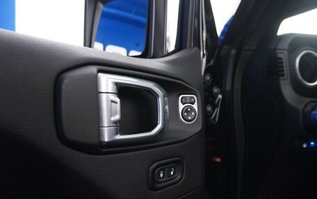 Jeep Wrangler, 2021 год, 4 199 077 рублей, 19 фотография