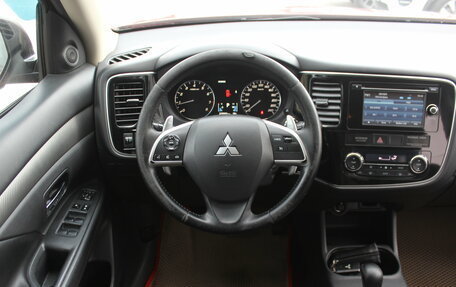 Mitsubishi Outlander III рестайлинг 3, 2013 год, 1 067 000 рублей, 19 фотография