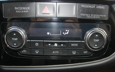 Mitsubishi Outlander III рестайлинг 3, 2013 год, 1 067 000 рублей, 27 фотография
