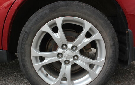 Mitsubishi Outlander III рестайлинг 3, 2013 год, 1 067 000 рублей, 31 фотография
