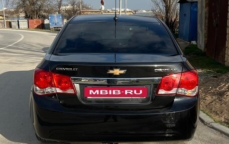 Chevrolet Cruze II, 2010 год, 630 000 рублей, 4 фотография