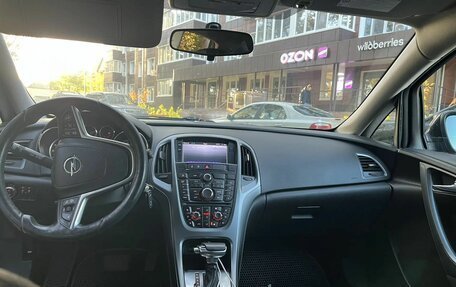 Opel Astra J, 2013 год, 610 000 рублей, 3 фотография