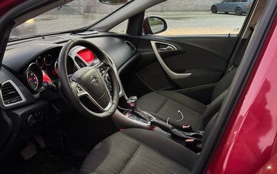 Opel Astra J, 2010 год, 520 000 рублей, 1 фотография
