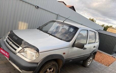 Chevrolet Niva I рестайлинг, 2006 год, 350 000 рублей, 3 фотография