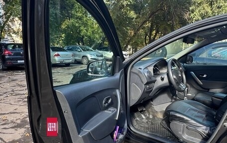 Renault Logan II, 2020 год, 890 000 рублей, 13 фотография