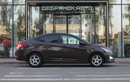 Hyundai Solaris II рестайлинг, 2016 год, 1 050 000 рублей, 4 фотография