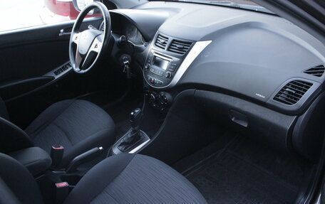 Hyundai Solaris II рестайлинг, 2016 год, 1 050 000 рублей, 9 фотография