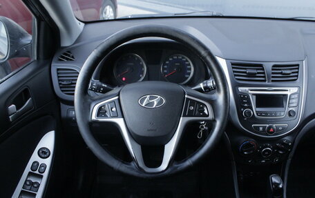 Hyundai Solaris II рестайлинг, 2016 год, 1 050 000 рублей, 7 фотография