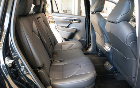 Toyota Highlander, 2026 год, 5 750 000 рублей, 15 фотография