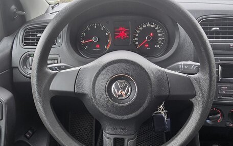 Volkswagen Polo VI (EU Market), 2013 год, 850 000 рублей, 12 фотография