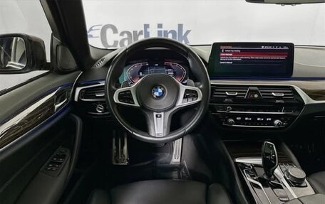 BMW 5 серия, 2021 год, 5 500 000 рублей, 15 фотография