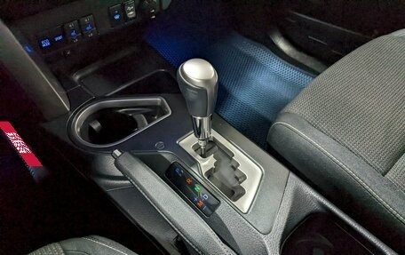Toyota RAV4, 2016 год, 2 040 000 рублей, 29 фотография
