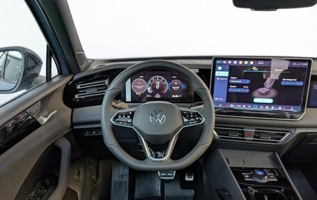 Volkswagen Tiguan, 2026 год, 4 750 000 рублей, 28 фотография