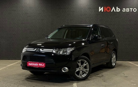 Mitsubishi Outlander III рестайлинг 3, 2012 год, 1 649 000 рублей, 1 фотография