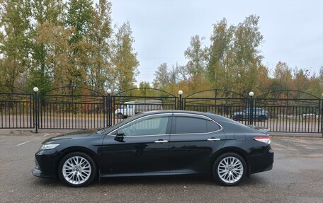 Toyota Camry, 2018 год, 2 930 000 рублей, 8 фотография