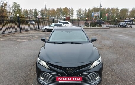 Toyota Camry, 2018 год, 2 930 000 рублей, 7 фотография