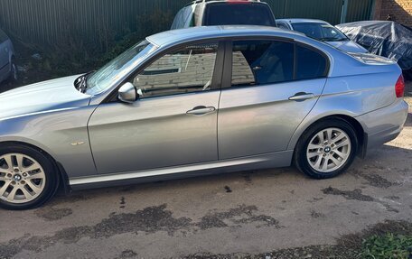 BMW 3 серия, 2011 год, 790 000 рублей, 11 фотография