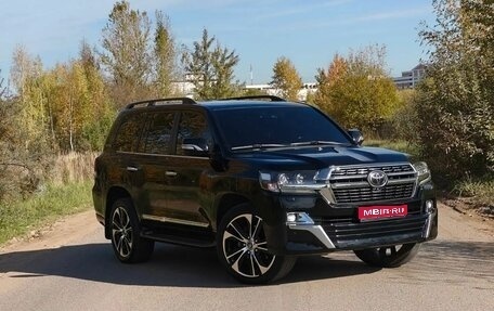Toyota Land Cruiser 200, 2020 год, 7 800 000 рублей, 1 фотография