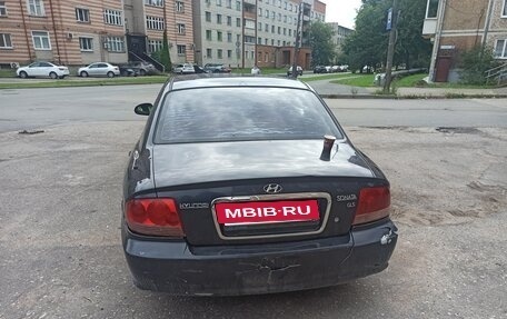Hyundai Sonata IV рестайлинг, 2004 год, 45 000 рублей, 4 фотография